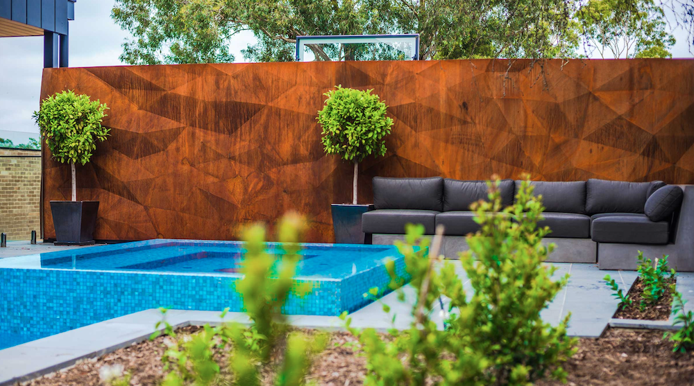 Custom Steel Privacy Screens: Creating Your Ideal Outdoor Environment